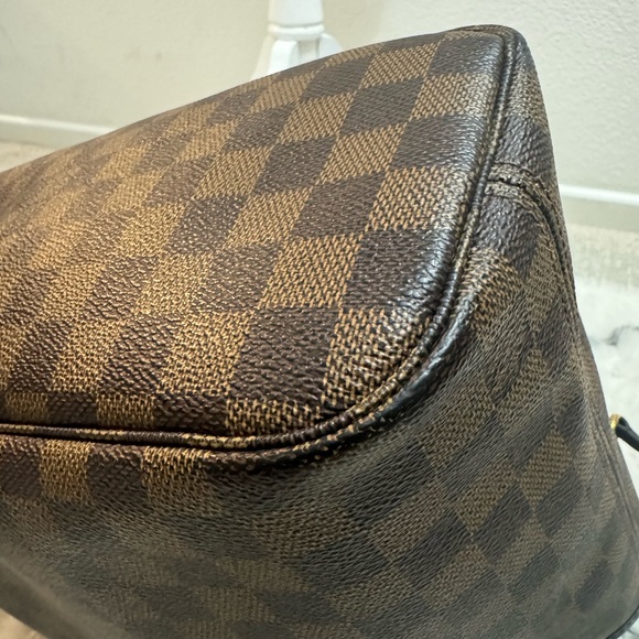 🛑 S O L D 🛑  Louis Vuitton  Damier Ebene Neverfull PM - Picture 14 of 16